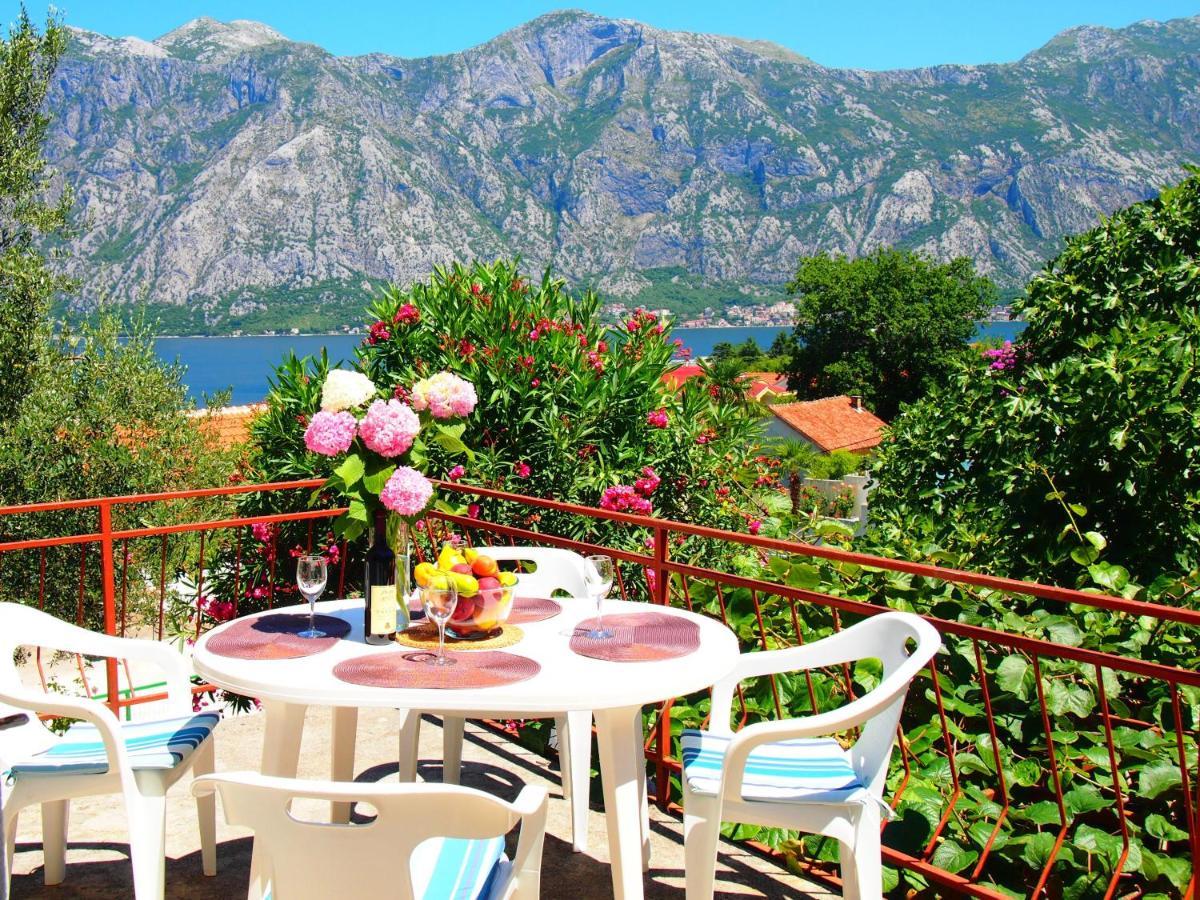 Holiday House In The Kotor Bay מראה חיצוני תמונה