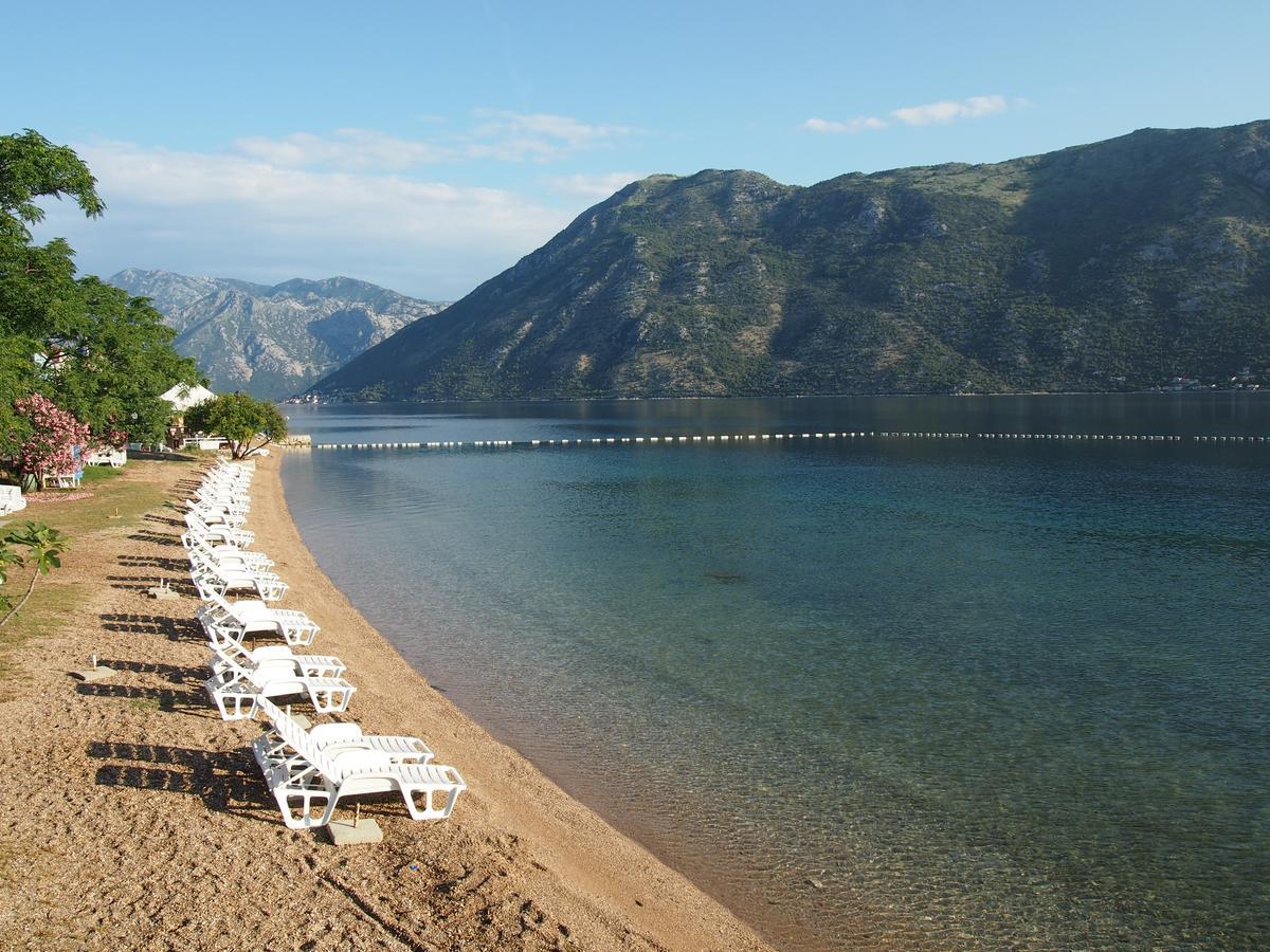 Holiday House In The Kotor Bay מראה חיצוני תמונה